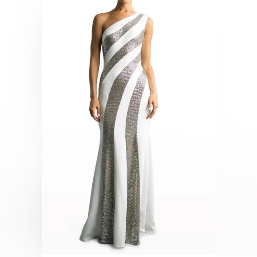Elegant One-Shoulder Silver and White Maxi Dress Gown